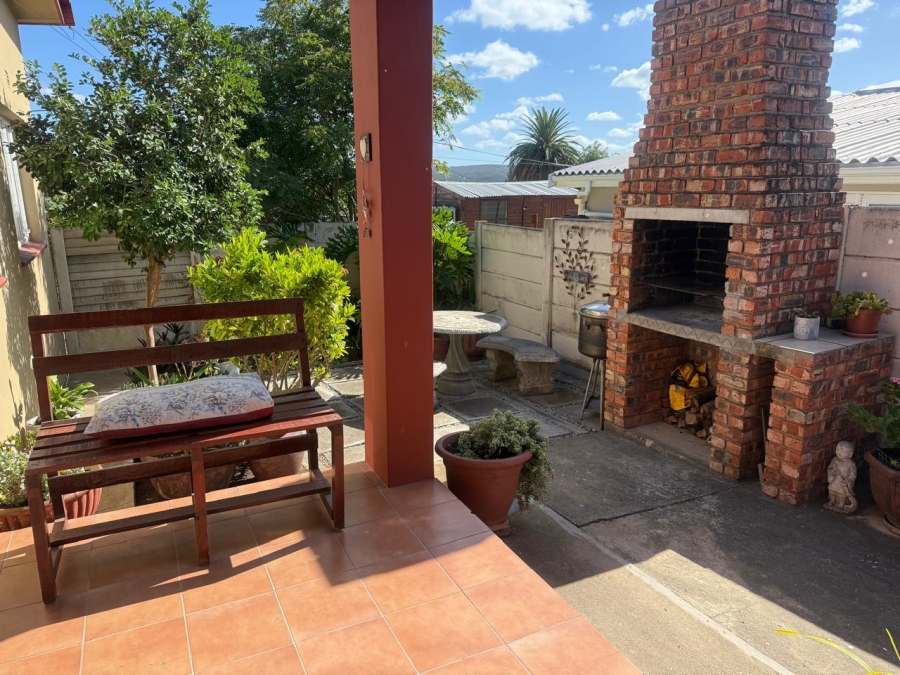 3 Bedroom Property for Sale in Heuwelkruin Eastern Cape